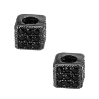 Бусина Куб 5.5мм с чёрными фианитами; цвет чёрный