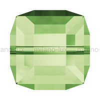 Swarovski КУБ 6мм Peridot