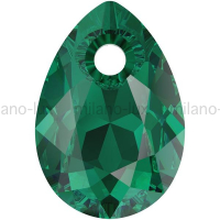 Swarovski Груша Pear Cut 9мм Emereld (6433)