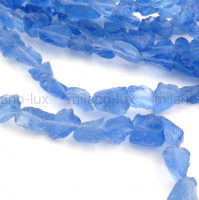 Светло-Синий Кварц Колотый 10-17мм, свободной формы; 1 штука