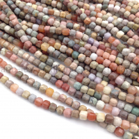 Яшма натуральная Алашань бусины куб 4.5мм; нить 38см