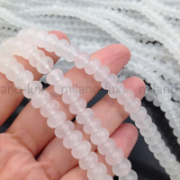 Натуральный Халцедон, Белый 8*5мм; нить 38см