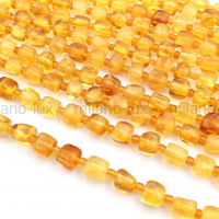 Янтарь натуральный, куб 5-7мм; нить 38см
