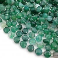 Натуральный зелёный Агат, монета 8мм; нить 37см 