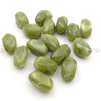 Бусина Акрил, камушек 21*13мм; оливковый