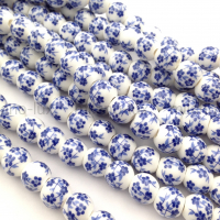 Керамическая бусина Шар 8мм, Синие цветы; нить 31см