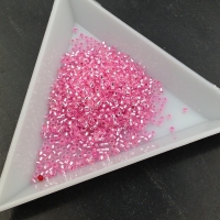 10 грамм -Бисер TOHO 15/0 круглый; № 038 розовый, внутреннее серебрение