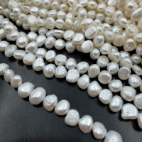 Жемчуг натуральный 8*7мм Белый, барочный; нить 35см